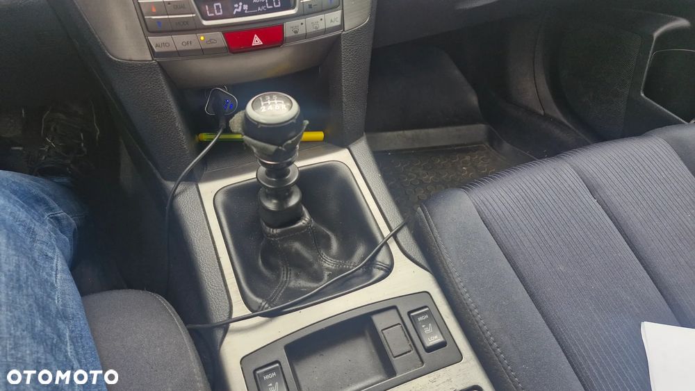Subaru Legacy 2.0 D Sport - 17