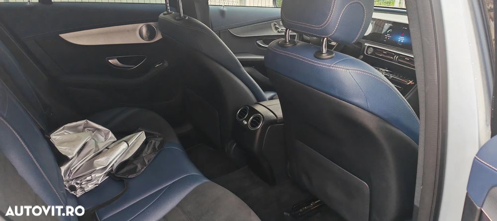 Mercedes-Benz EQC 400 4MATIC - 17