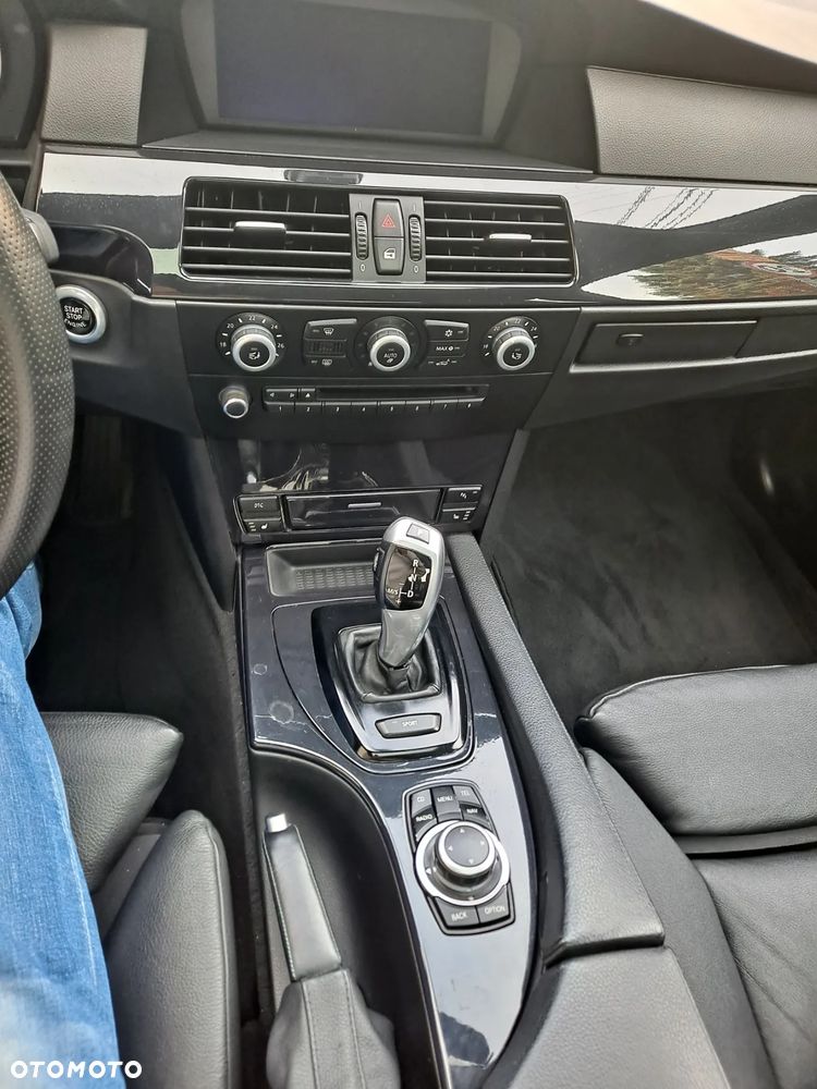 BMW Seria 5 - 23