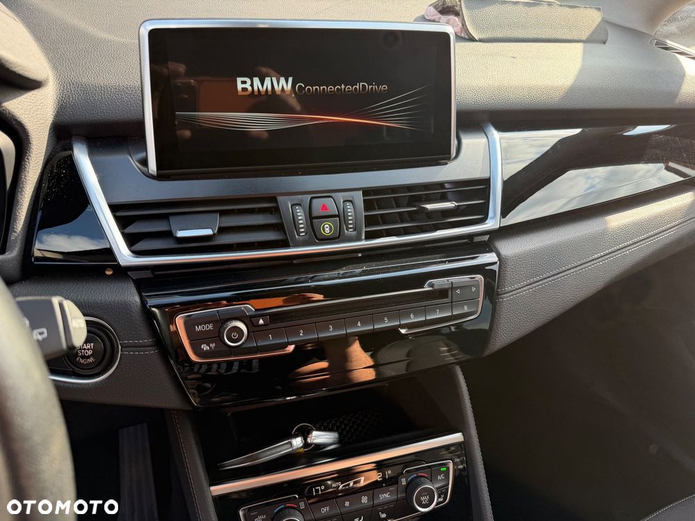 BMW Seria 2 220d GT Sport Line - 12
