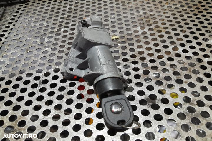 Contact cu cheie 4B0905851 4B0905851 Volkswagen VW Passat B5.5 [facel - 3