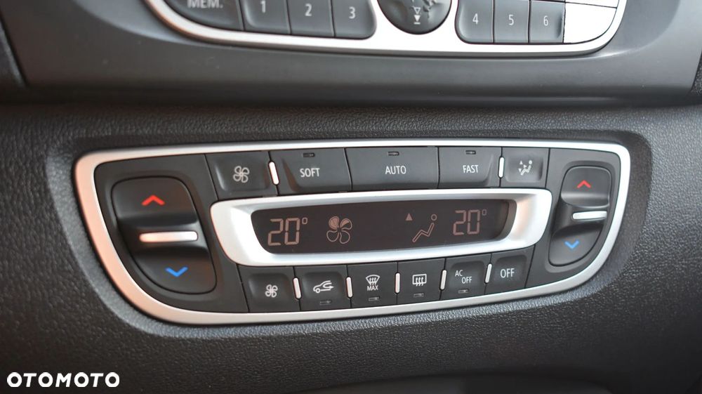 Renault Scenic - 28