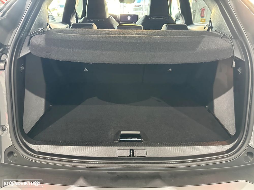 Peugeot 2008 1.2 PureTech GT EAT8 - 4