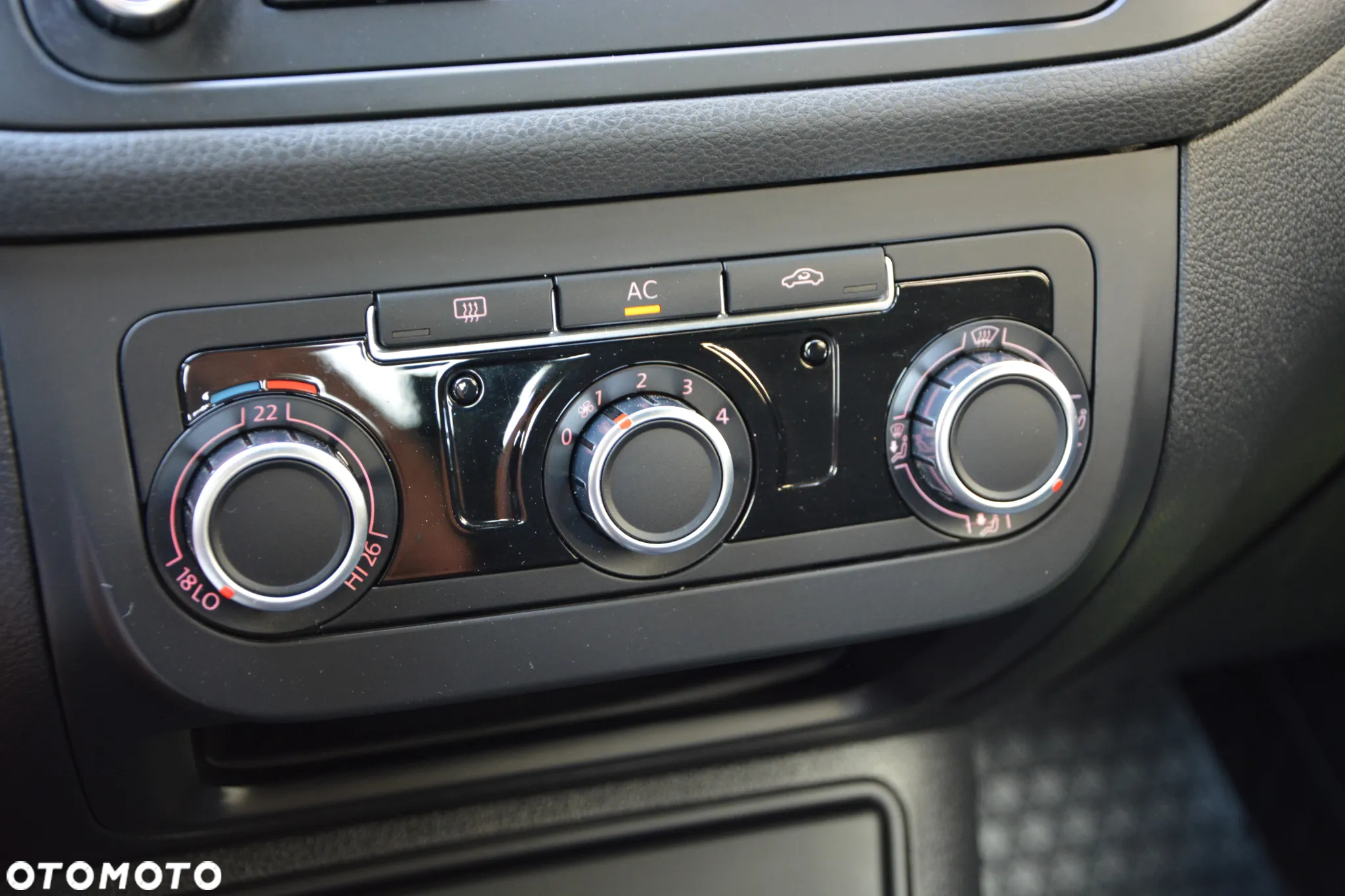 Volkswagen Golf Plus - 12