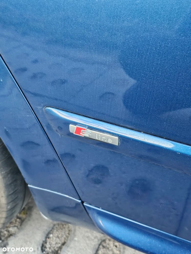 Audi A4 Avant 2.0 TDI - 24