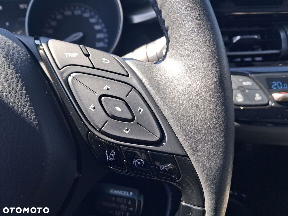 Toyota C-HR 2.0 Hybrid Executive - 22