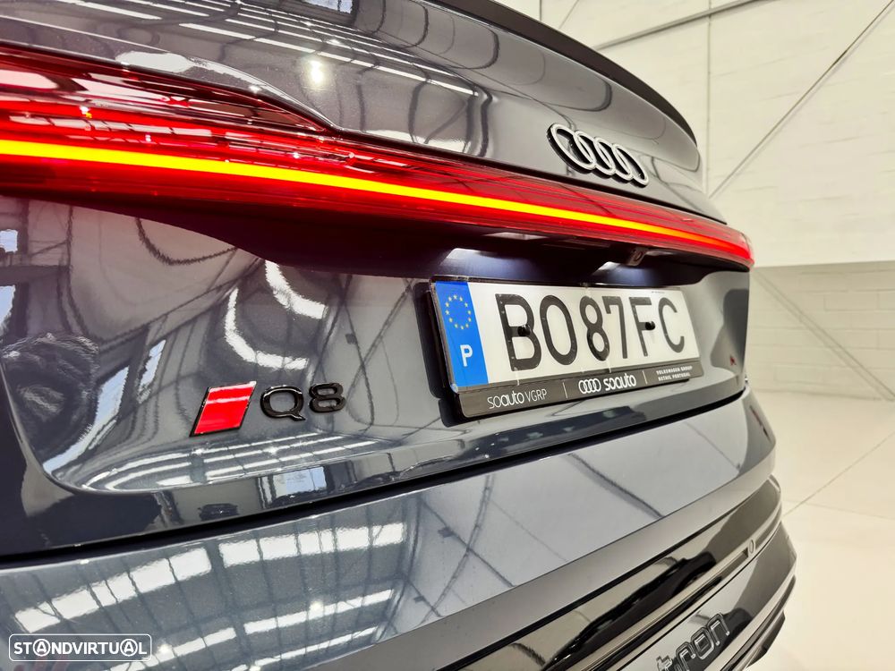 Audi Q8 e-Tron Sportback 55 quattro Advanced - 11