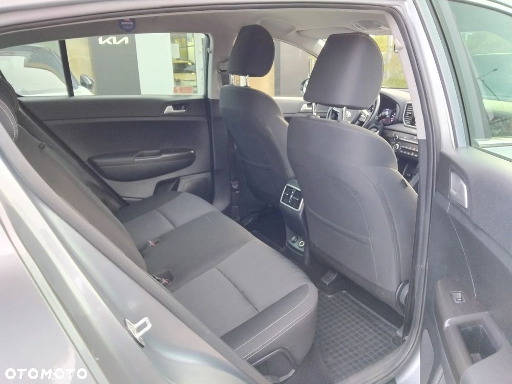 Kia Sportage 1.6 GDI M 2WD - 24