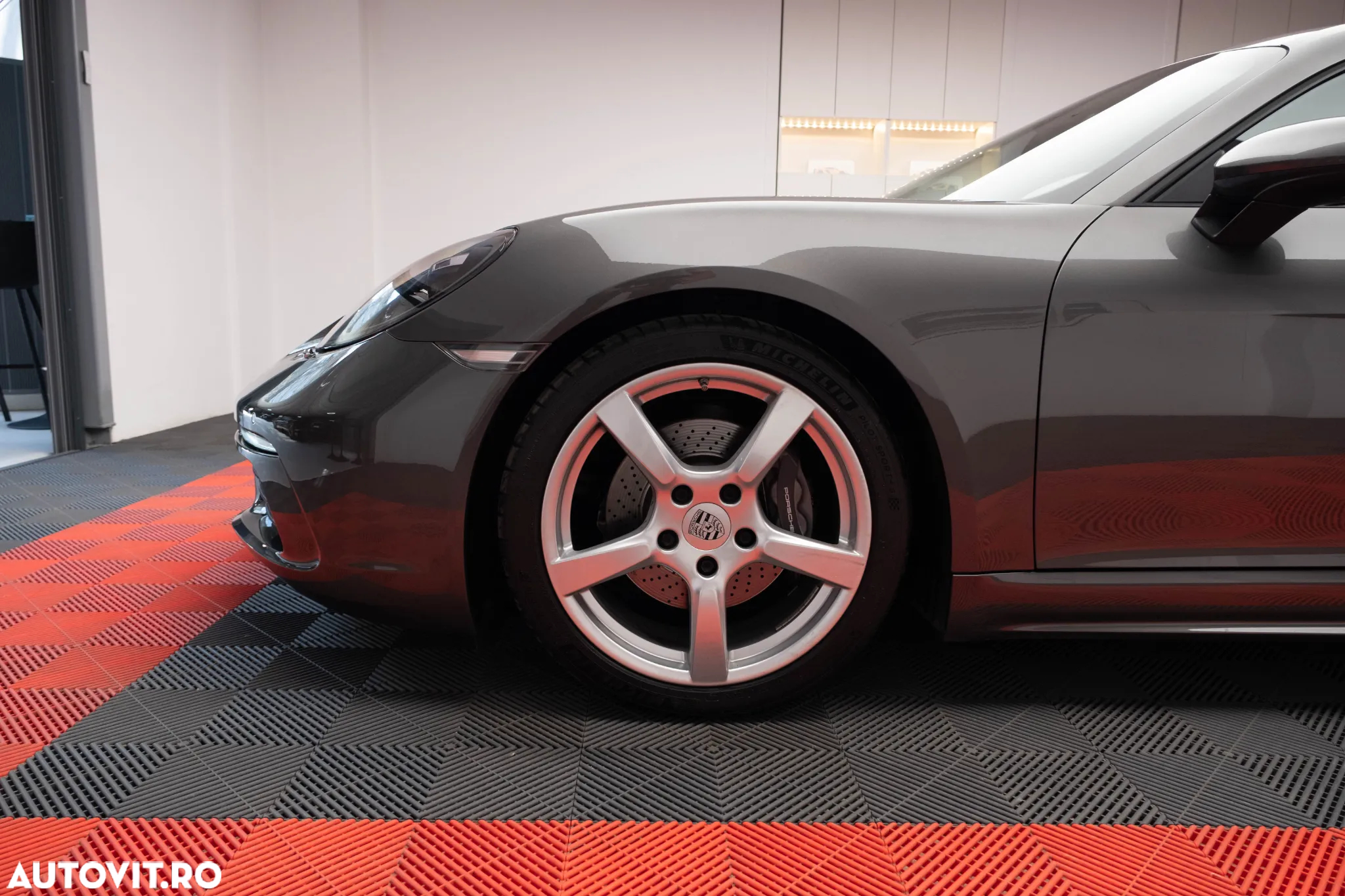 Porsche Cayman 718 PDK - 5