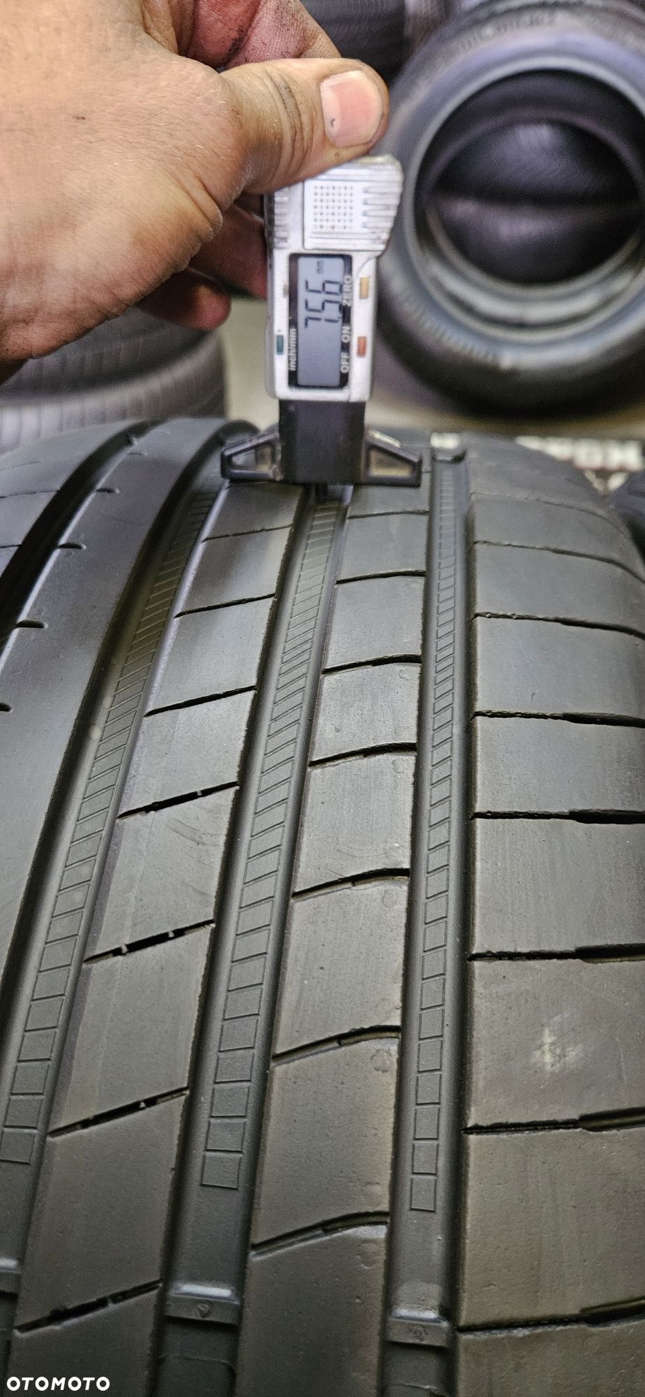 opony używane 245/45R18 Goodyear EAGLE F1 asymetric 5 * - 4