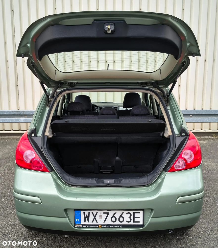 Nissan Tiida 1.6 Acenta - 16
