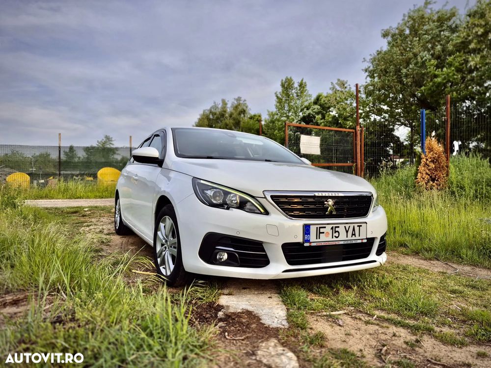 Peugeot 308 1.5 BlueHDi FAP STT EAT8 Allure - 4