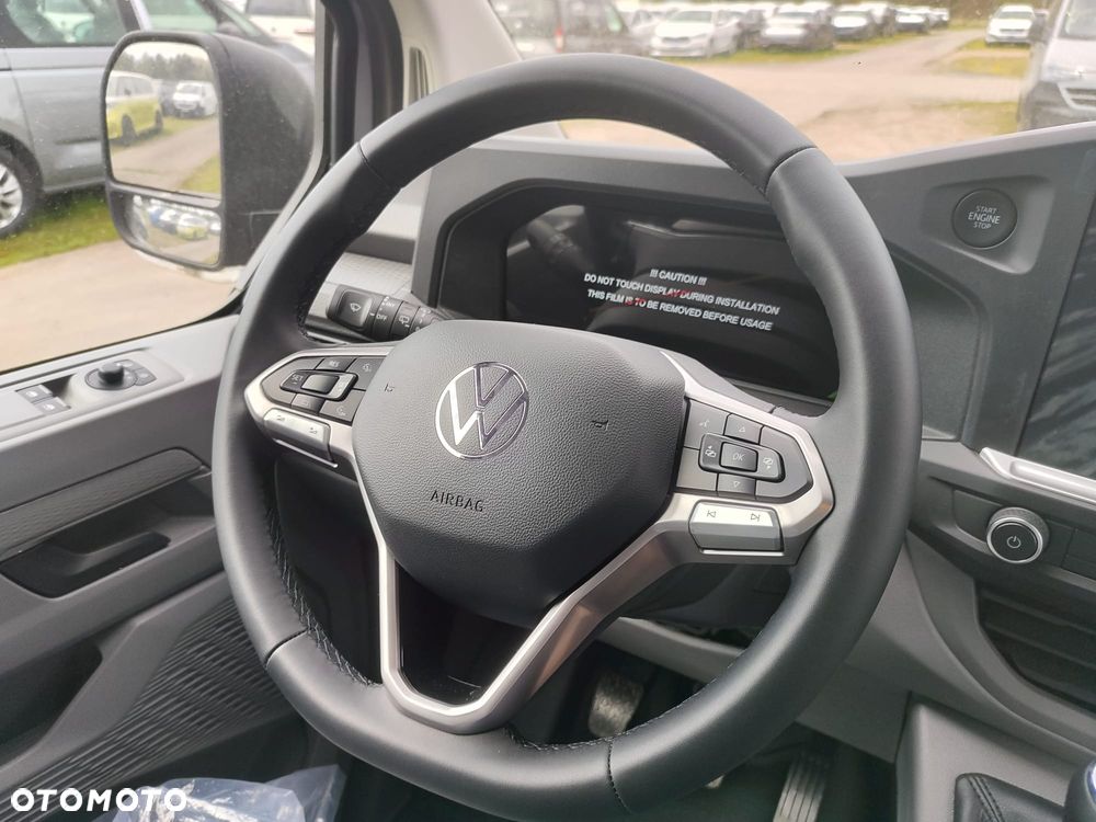 Volkswagen Caravelle - 3