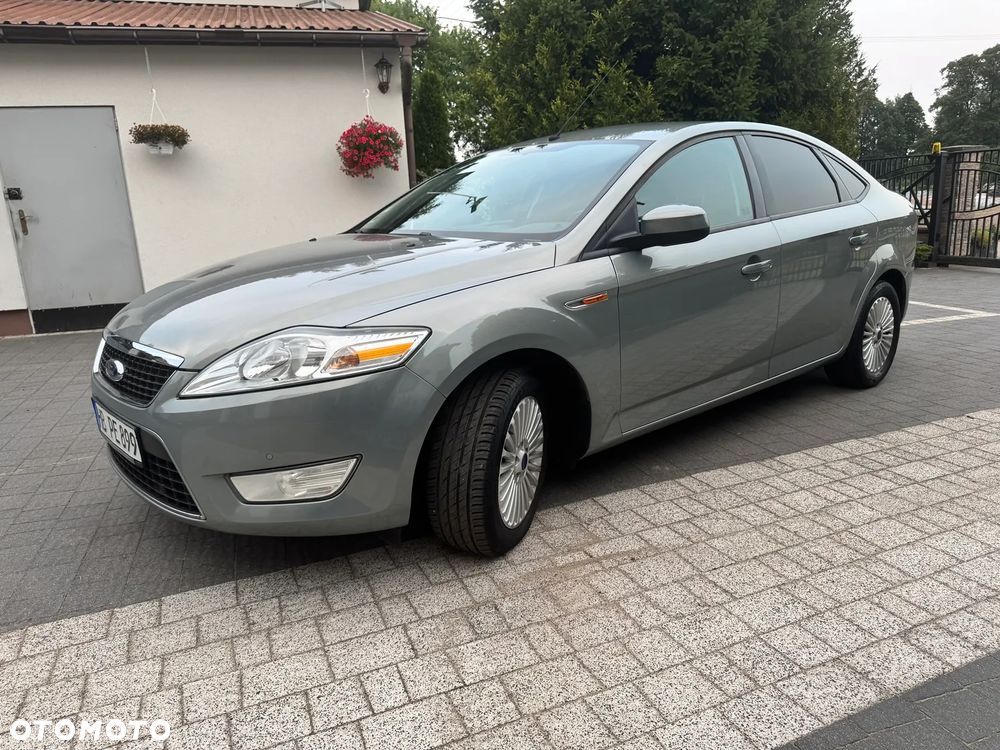 Ford Mondeo - 34