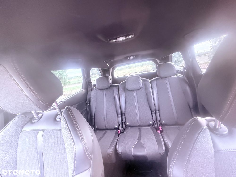 Peugeot 5008 - 25