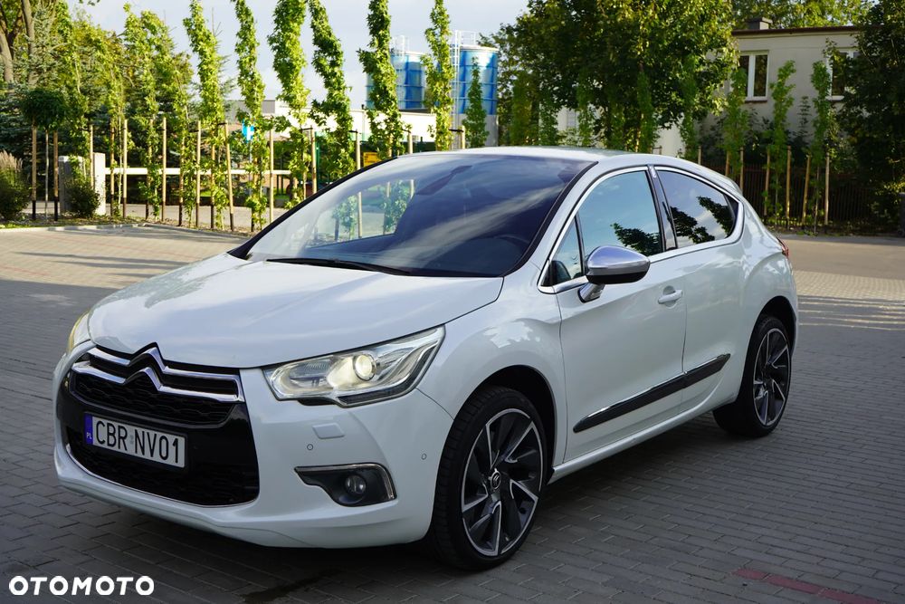 Citroen Ds4 2011 photo 2