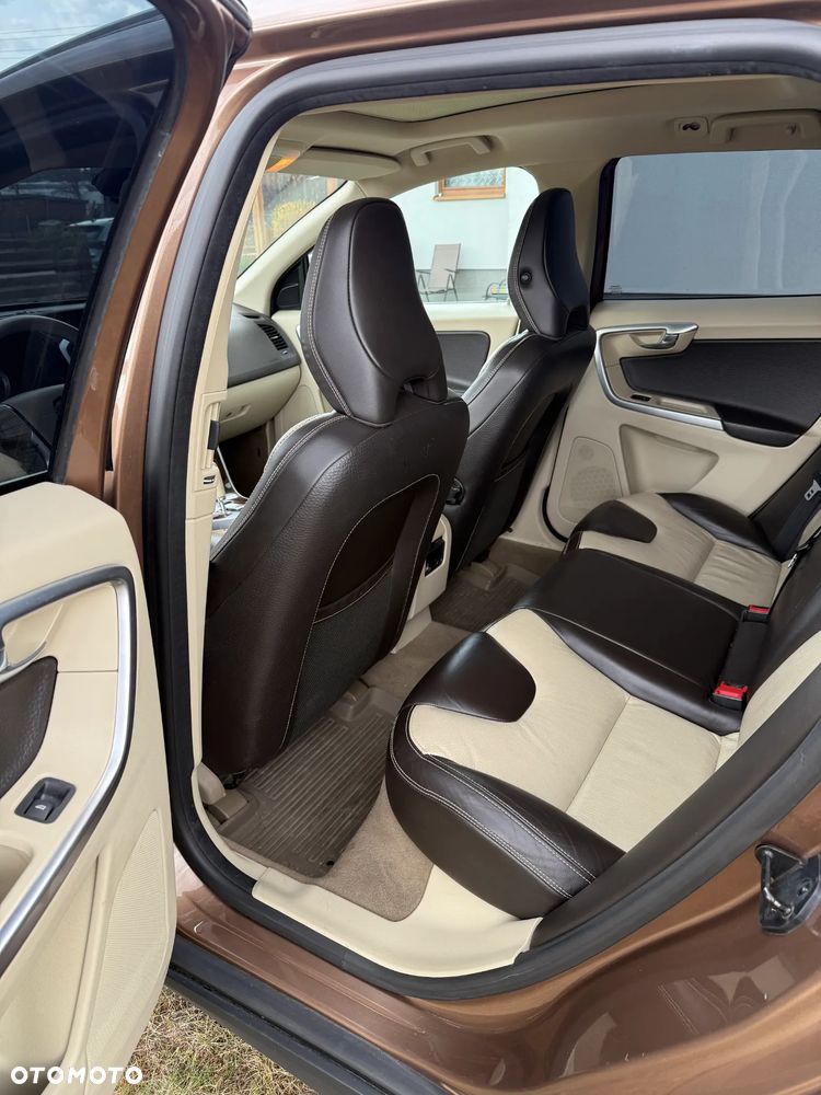 Volvo XC 60 ver-2-4d-awd - 11