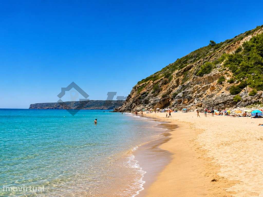 Moradia T3 com amplo terreno a 1,5 km da praia, Vila do Bispo - Grande imagem: 2/36