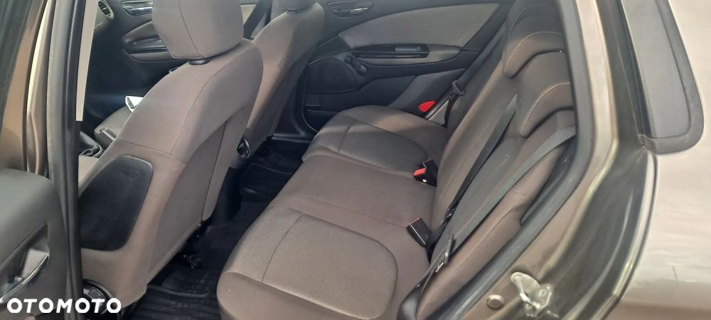 Fiat Bravo 1.4 16V Dynamic - 8