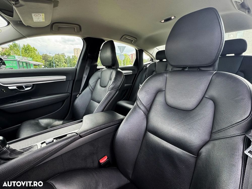 Volvo S90 D4 Momentum - 18
