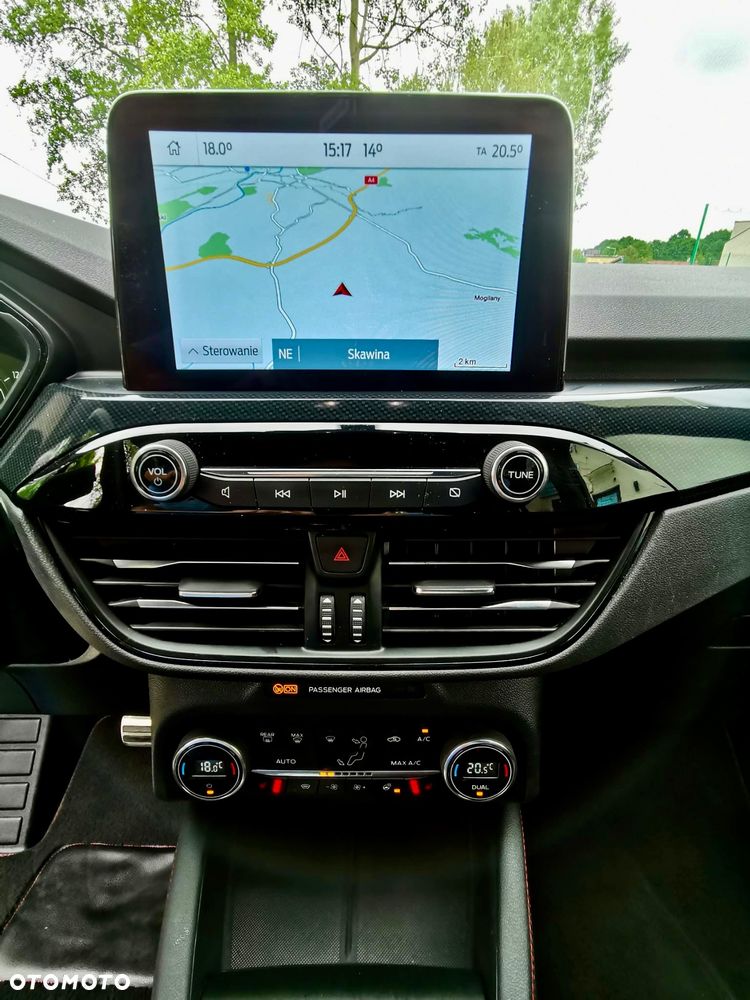 Ford Kuga 2.5 Duratec FHEV ST-LINE - 16