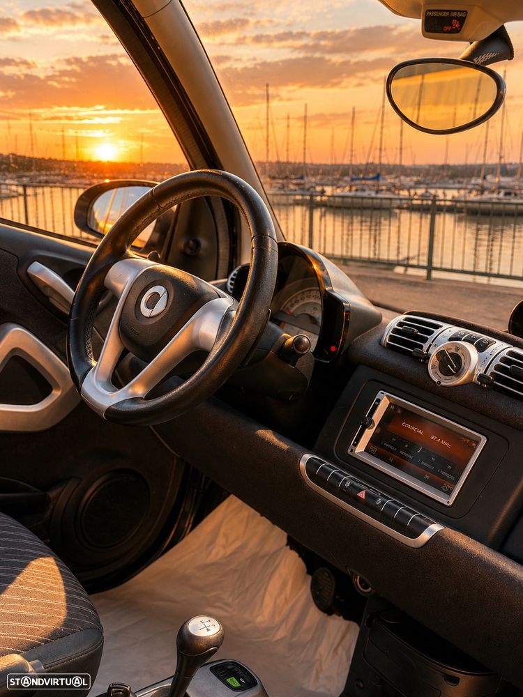 Smart ForTwo Coupé softouch black&white limited micro hybrid drive - 9