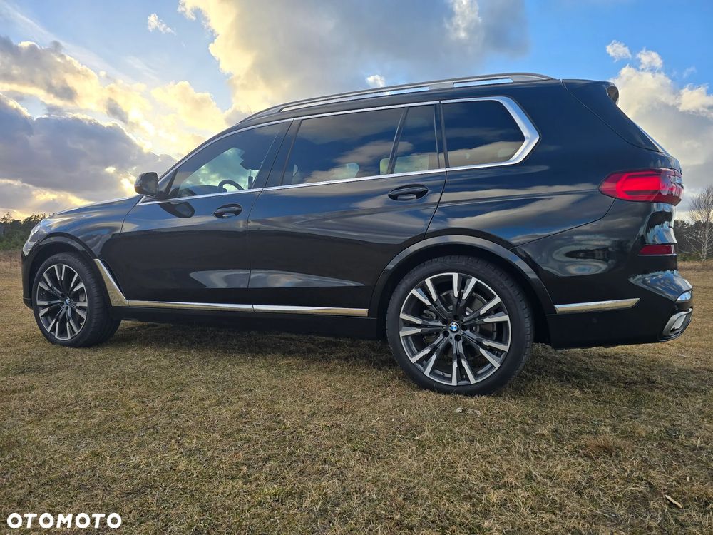 BMW X7 M50i - 15