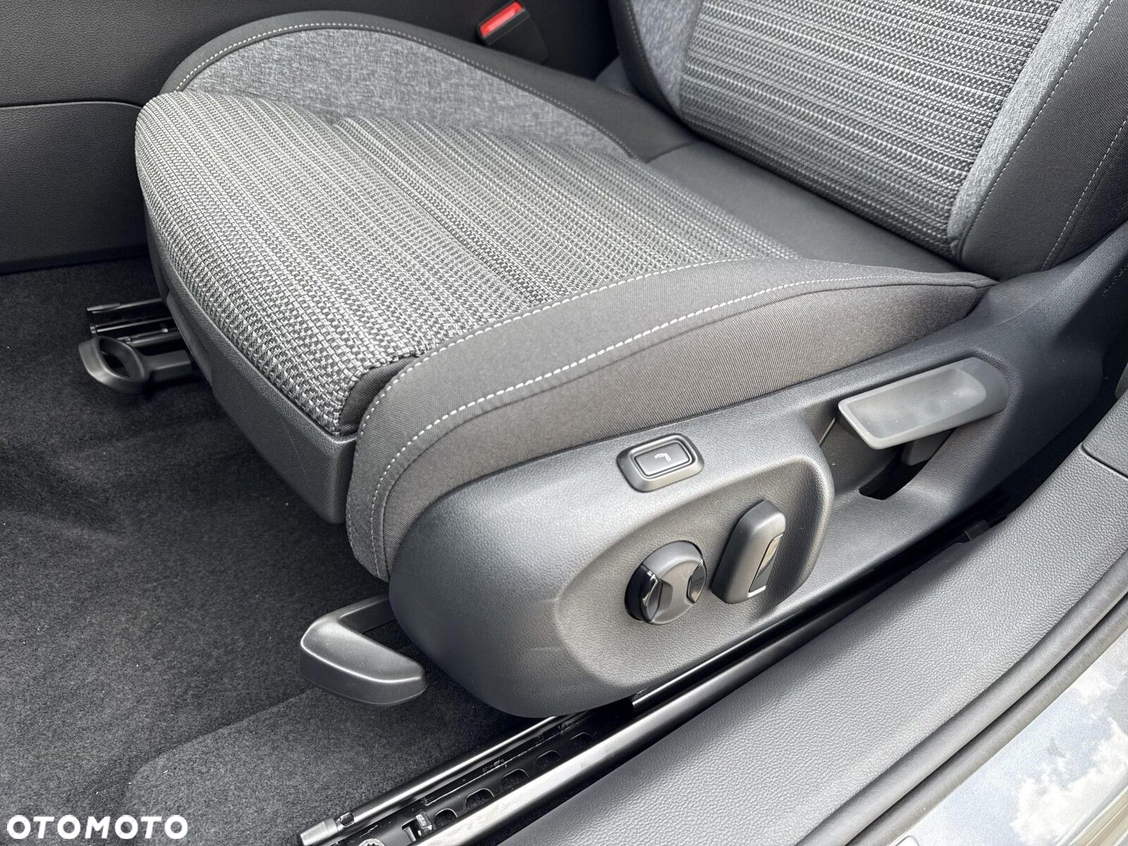 Skoda Superb 1.5 TSI Plug-in Hybrid Edition 130 DSG - 16