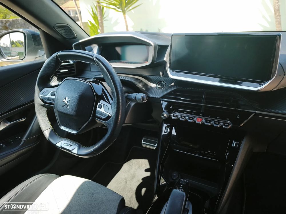 Peugeot e-2008 GT - 16