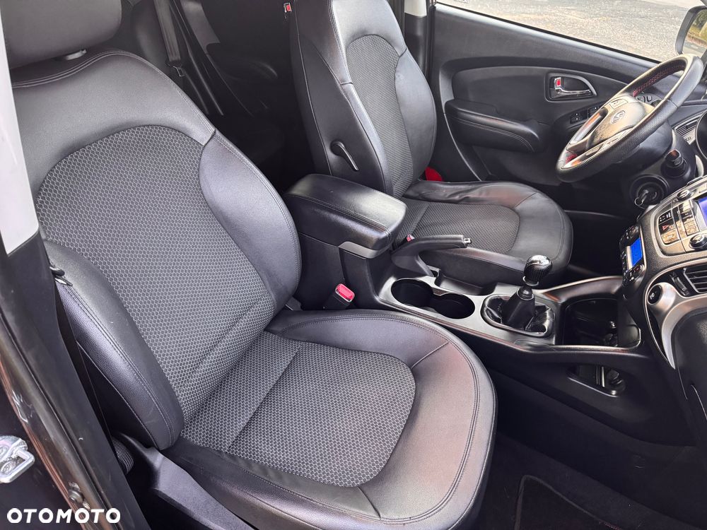 Hyundai ix35 2.0 CRDi Premium - 13