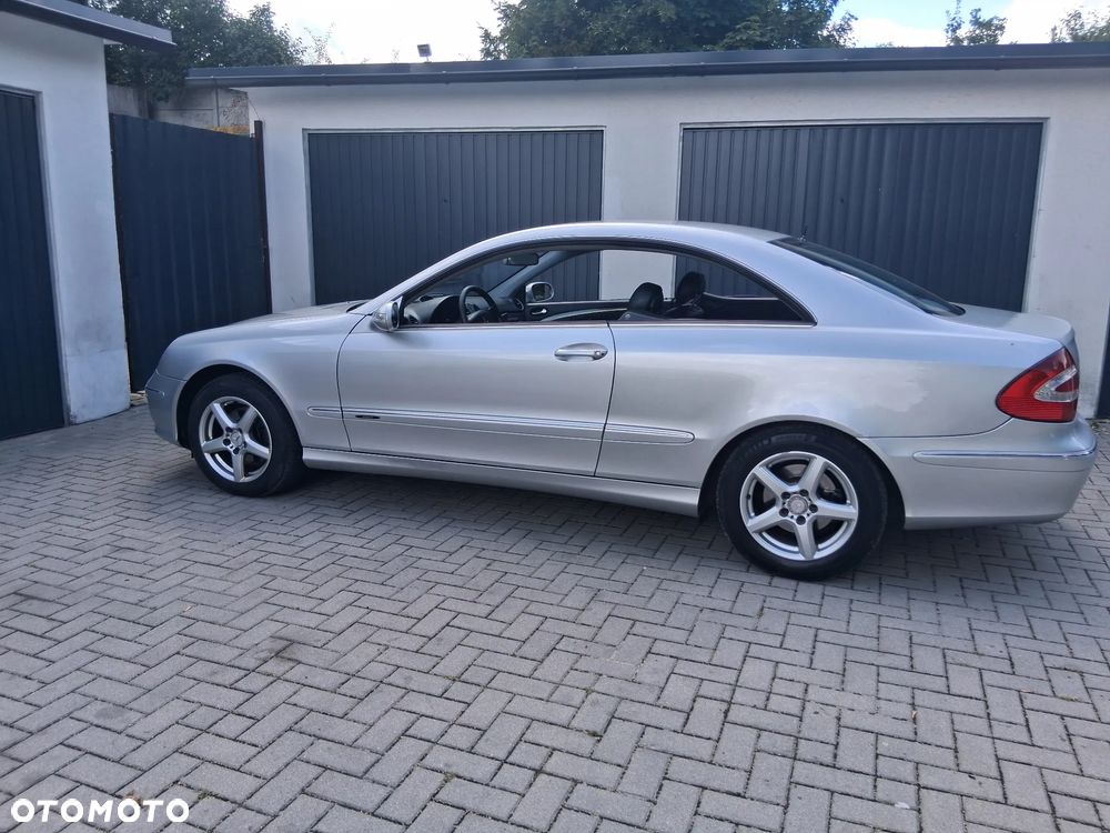 Mercedes-Benz CLK 320 - 16