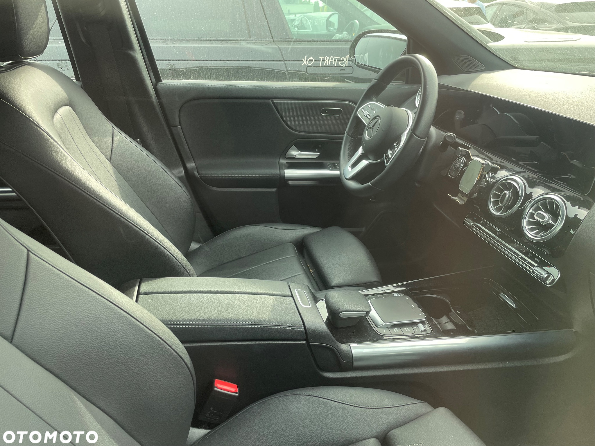 Mercedes-Benz GLA - 5