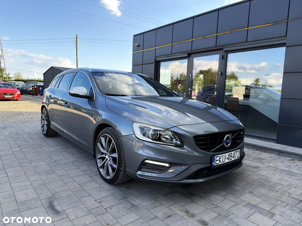Volvo V60 D3 Drive-E R-Design Momentum - 15