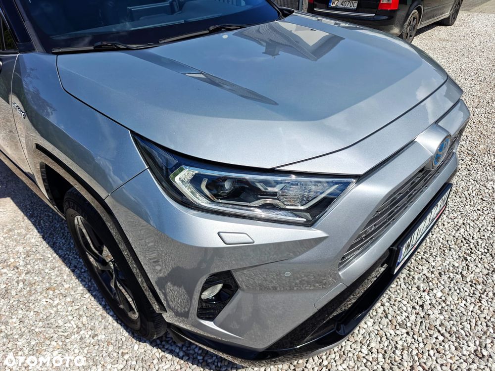 Toyota RAV4 - 6