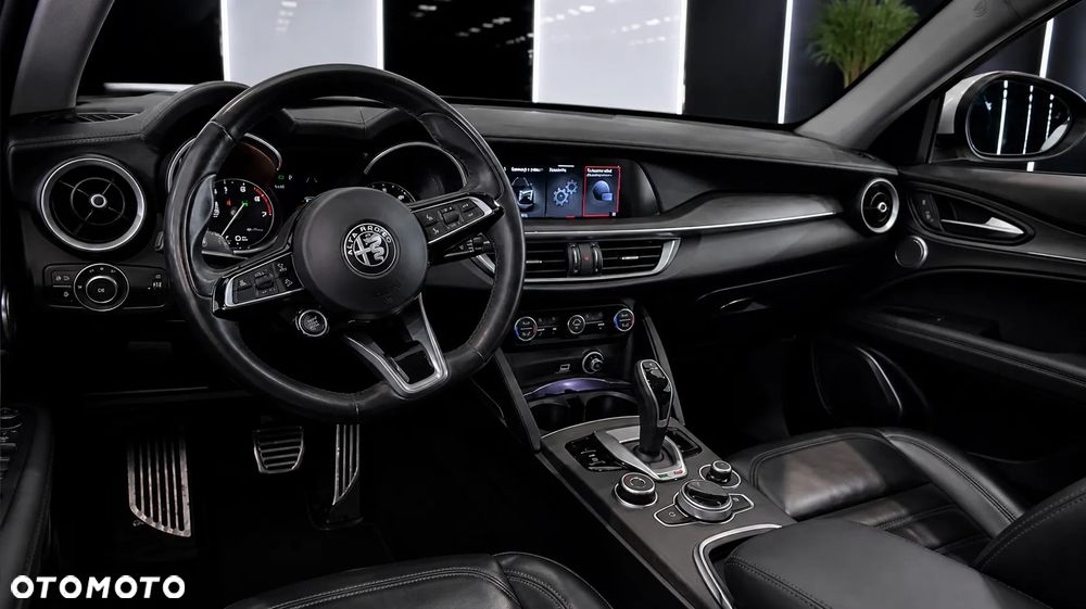 Alfa Romeo Stelvio 2.0 Turbo TI Q4 - 5
