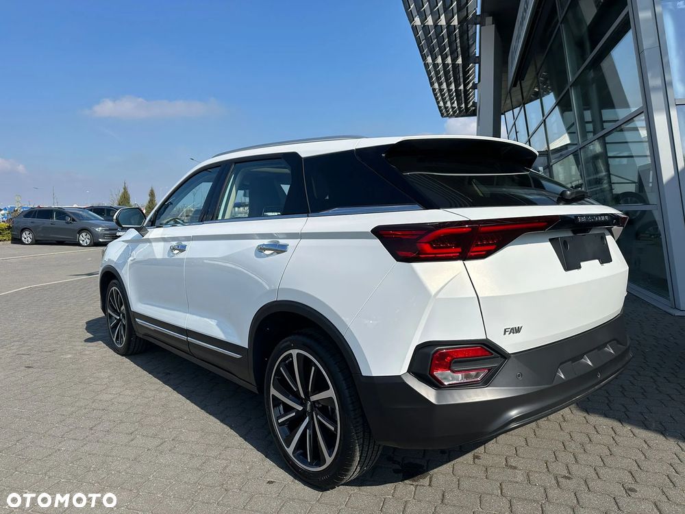 Bestune T77 1.5T Business DCT - 5