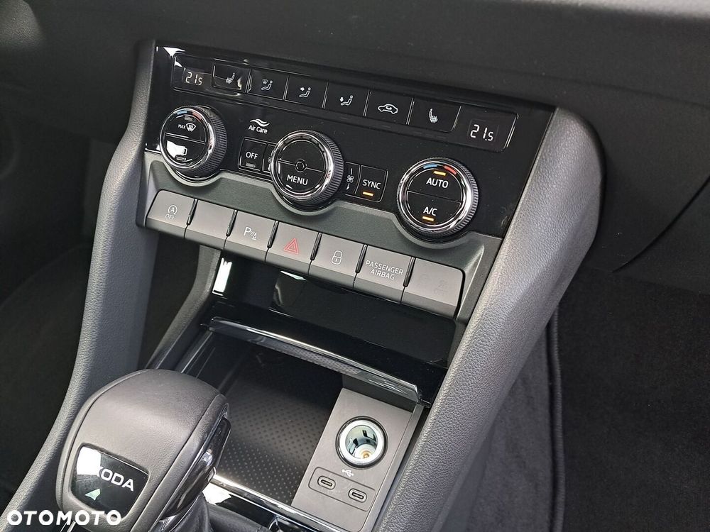 Skoda Karoq 1.5 TSI ACT Selection DSG - 24