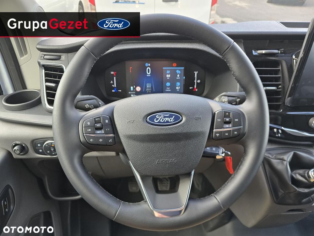 Ford Transit - 16