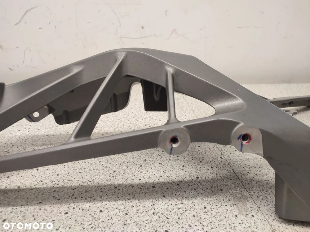 Stelaż tył, tylny prawy KTM Duke 125 390 24-26 - 12