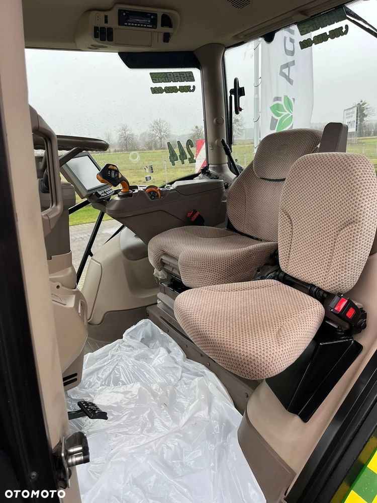 John Deere 6250 R - 11