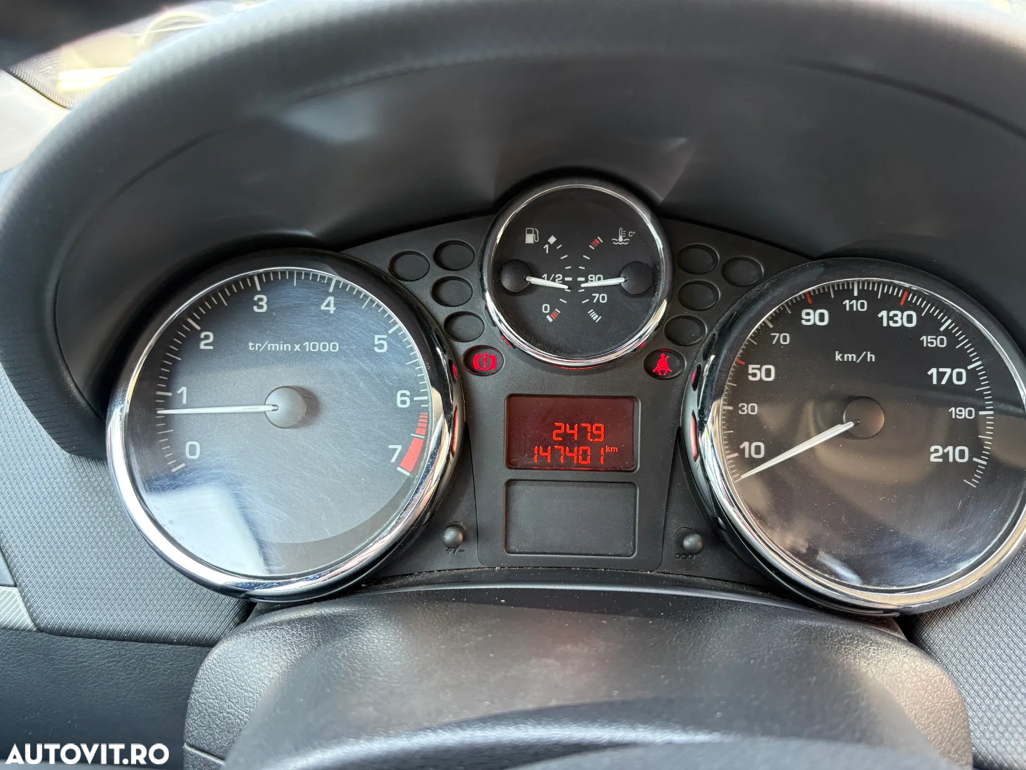 Peugeot 207 1.4E 16V Premium - 19