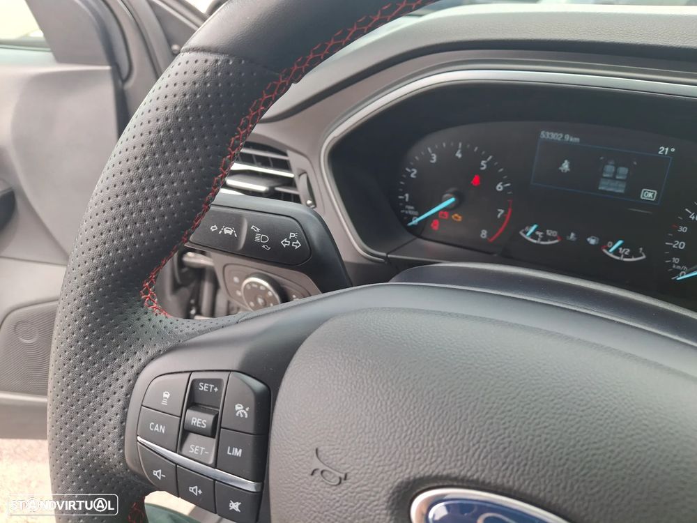 Ford Focus 1.0 EcoBoost MHEV ST-Line - 14