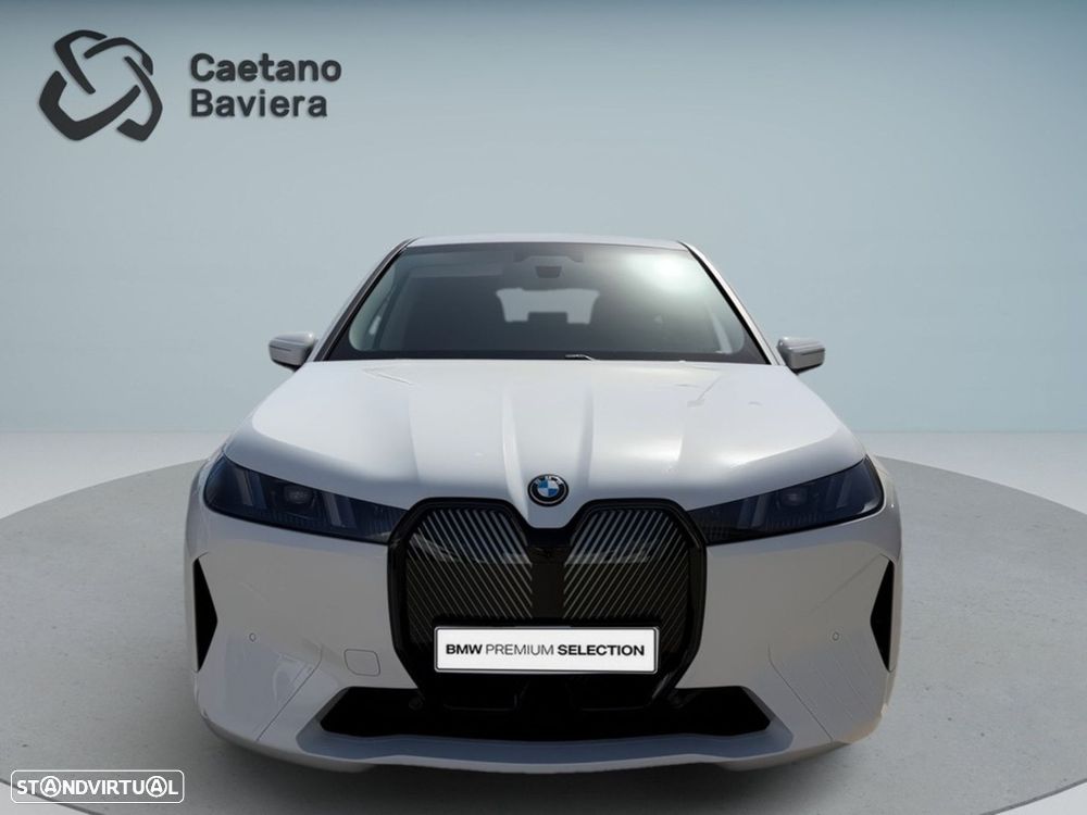 BMW ix xDrive 45 - 2