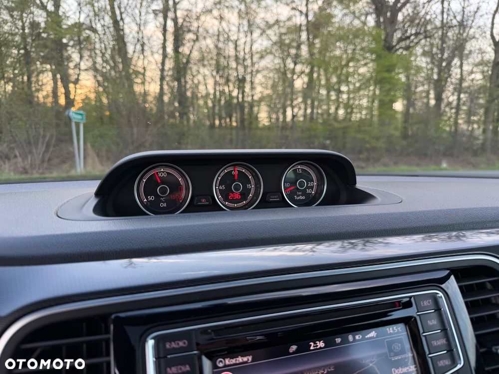 Volkswagen Beetle 1.4 TSI BMT R-Line DSG - 17