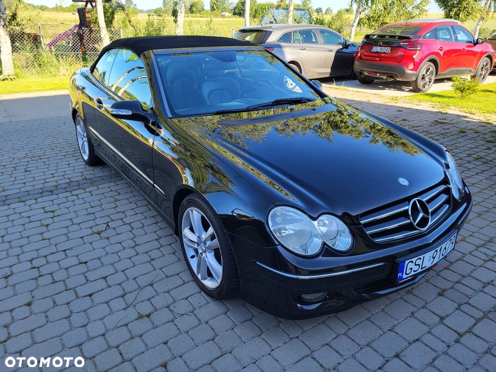 Mercedes-Benz CLK - 16