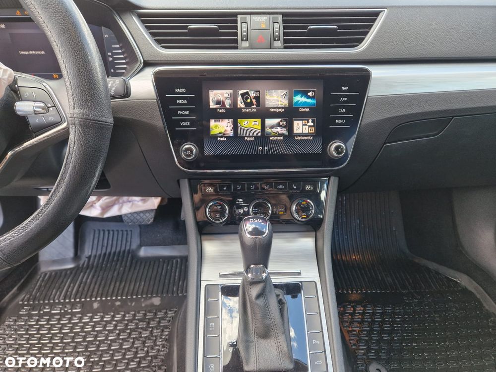 Skoda Superb 2.0 TSI Ambition DSG - 17