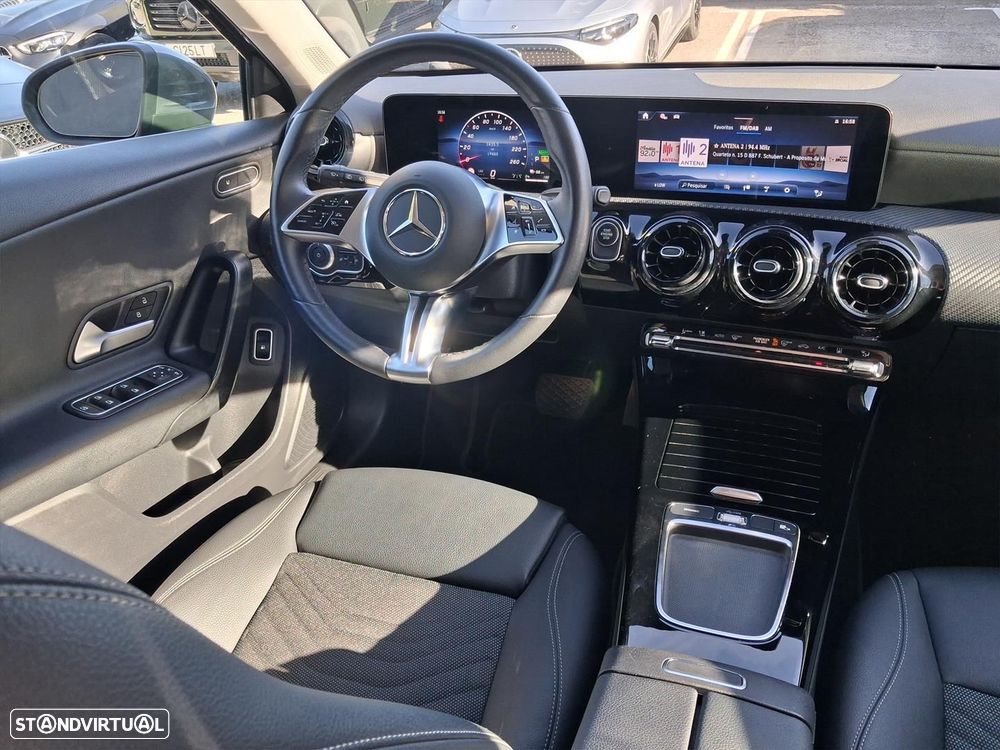 Mercedes-Benz A 250 e 8G-DCT Style - 17