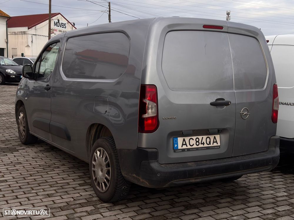 Opel Combo 1.5 CDTi L2H1 Essentia - 2
