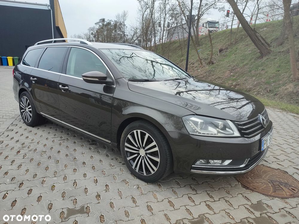 Volkswagen Passat 2.0 TDI DSG BlueMotion Technology Comfortline - 8