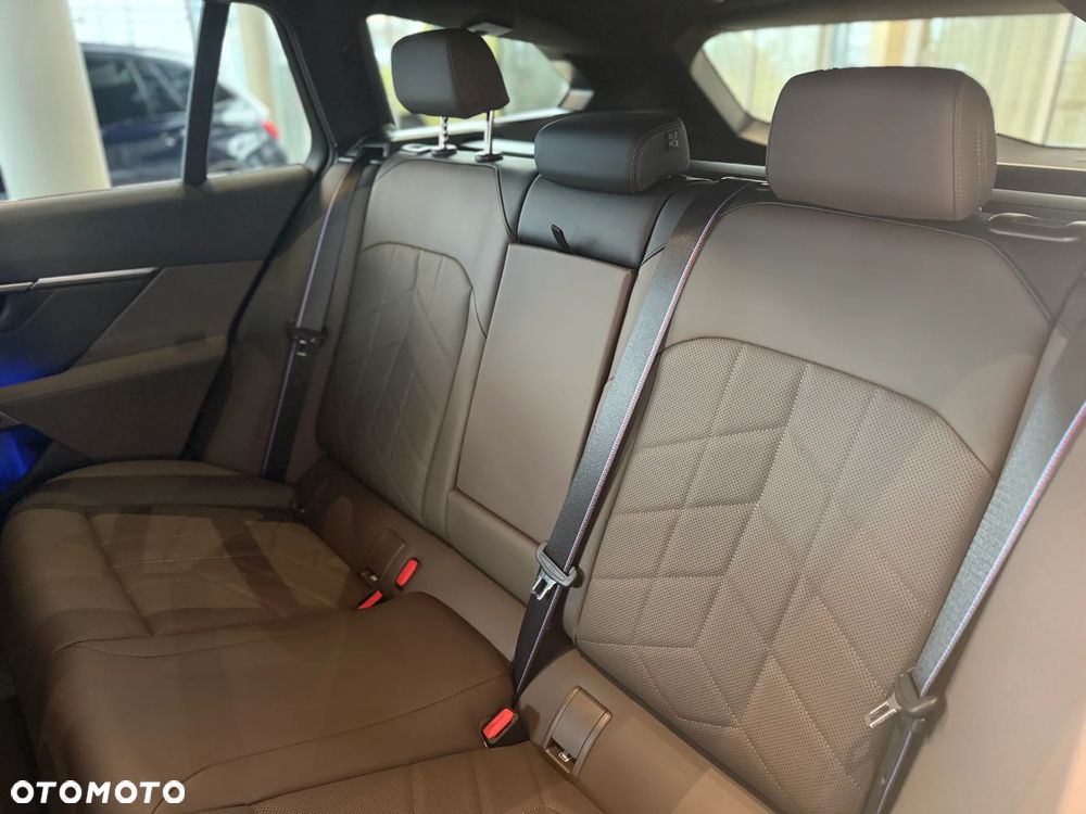BMW Seria 5 520d xDrive mHEV - 13